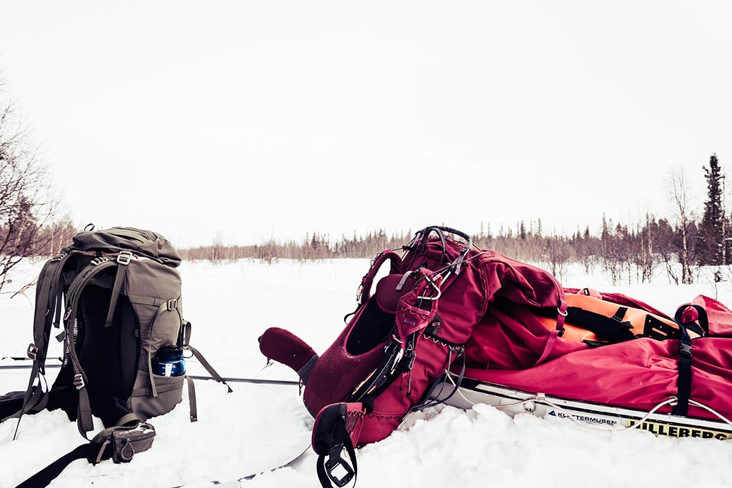 Rucksack und Pulka